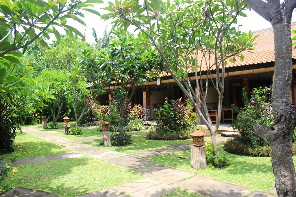 Pondok Shindu Guest House Pemuteran  Exterior photo