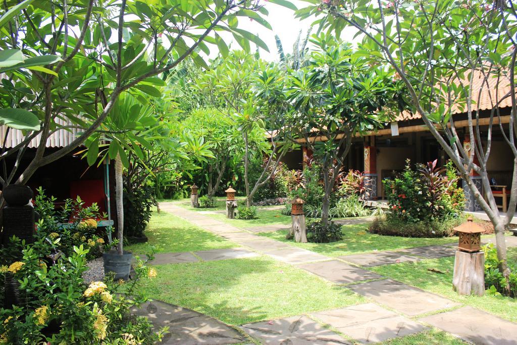 Pondok Shindu Guest House Pemuteran  Exterior photo