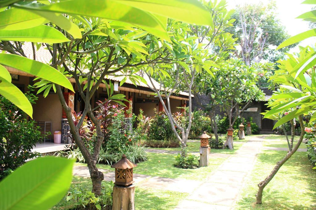 Pondok Shindu Guest House Pemuteran  Exterior photo